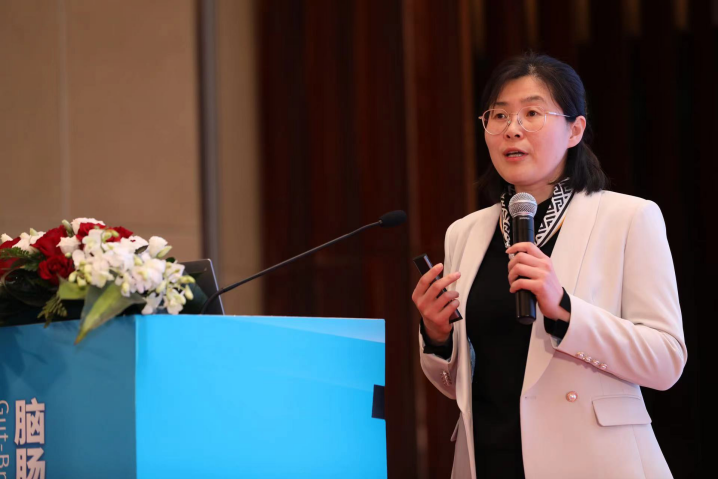 张靖博士gv-971调节脑肠轴治疗ad未来可期在公开讨论环节中,李月明