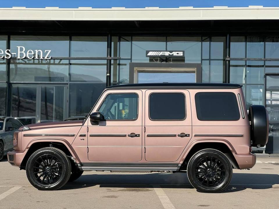 限量300辆,奔驰g500璀璨传奇版上市售254万元_腾讯新闻