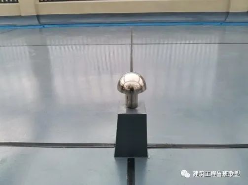 明设不锈钢排气管及护墩实例图明设pvc排气管及护墩实例图明设石材