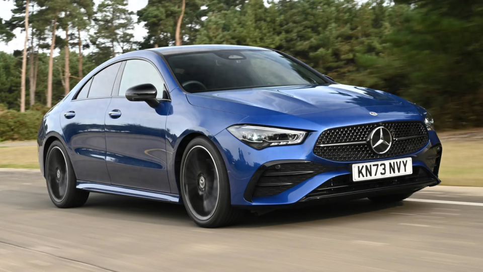 依旧运动时尚,新款奔驰cla实车图发布_腾讯新闻