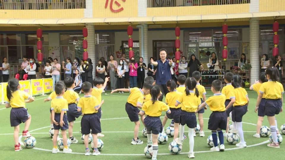 幼儿园教研活动推广 共享智慧与经验