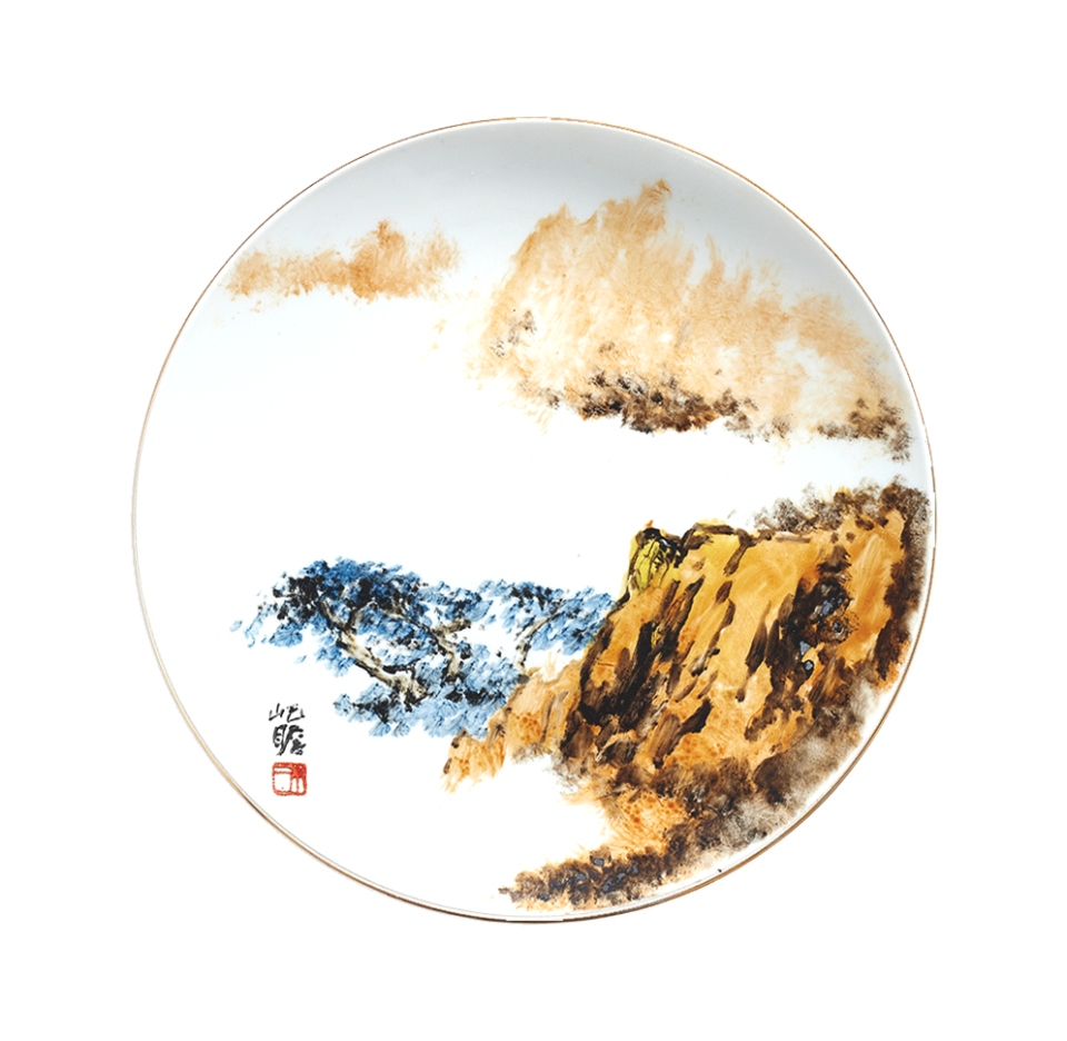 名家绘画瓷盘展:瓷器串联起的近现代海派美术史
