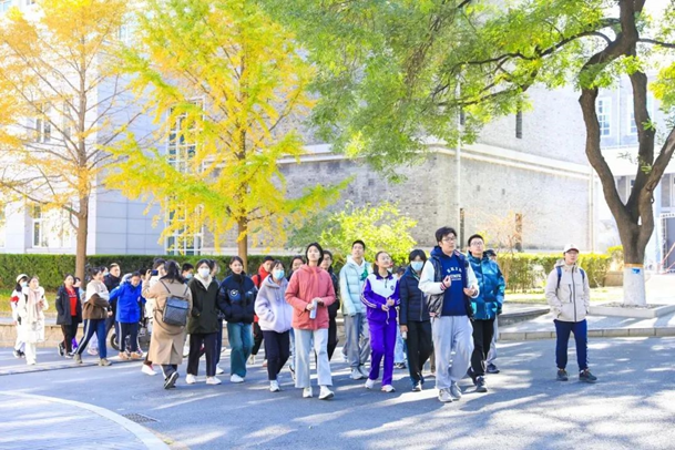 高考加油!北大光华多彩生活,为你加上幸运buff