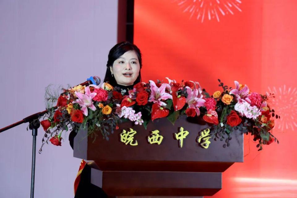 六安二中84名教师,266名学生获奖!