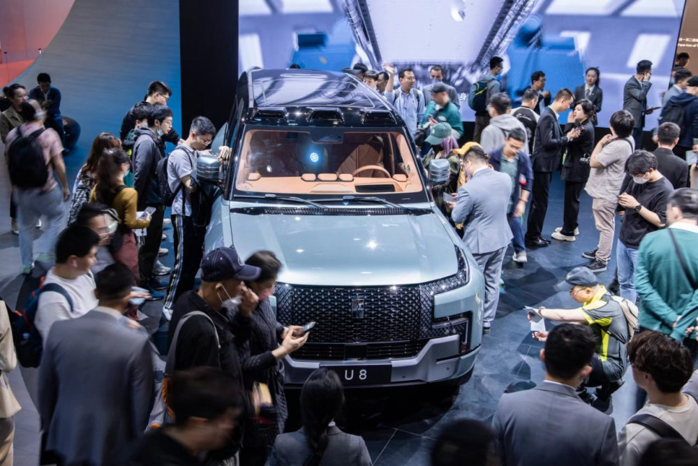 为什么仰望能成为上海车展豪车馆最大的明星