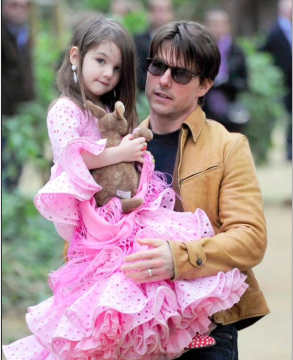 文 | 冰 姐4月18日,那个曾经被阿汤哥捧在手掌里的小仙女苏瑞·克鲁斯