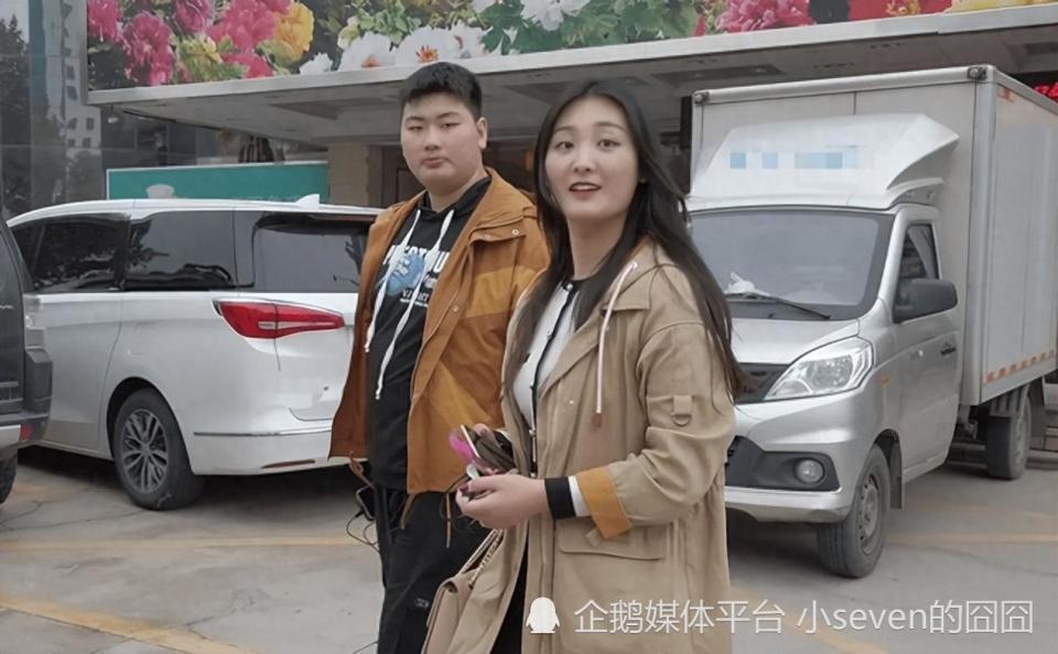 成为了拥有数百万粉丝的大网红,然而红了之后她就开始飘,开始直播带货
