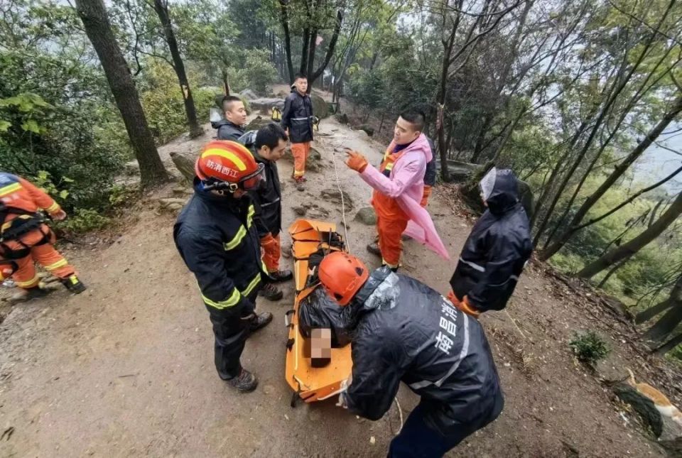 行时刻把安全放在第一位●综合:南昌消防●编辑:颜毅柔●审核:胡明田