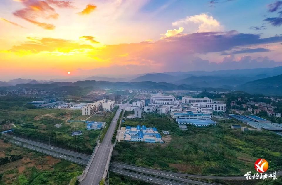 花垣:奋力书写矿业绿色转型发展"新答卷"_腾讯新闻