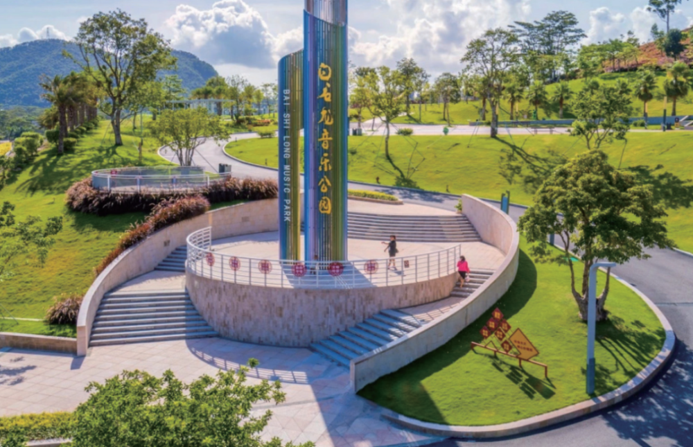 在"都市绿谷"中,邂逅民治街道"红色薪火"