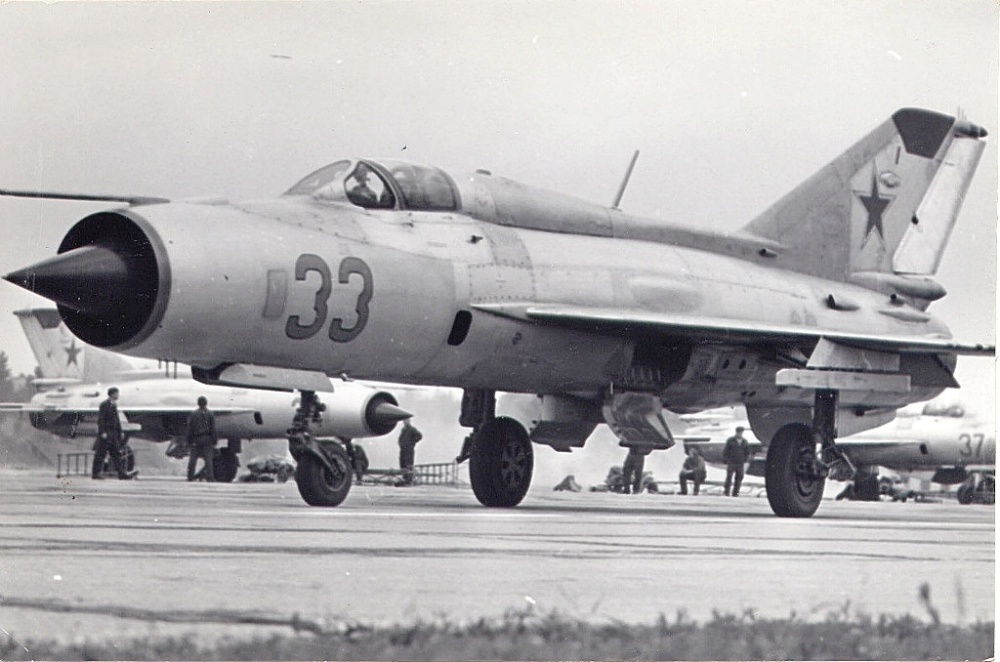 苏式三雄之一,米格-21战斗机(图集二)_腾讯新闻