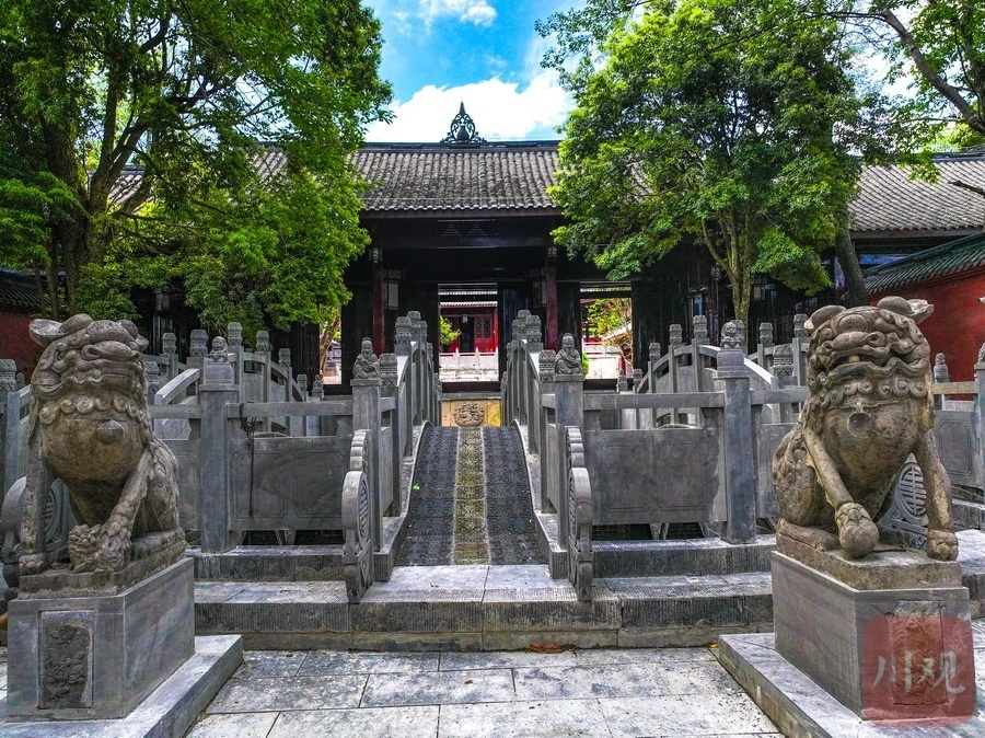 据了解,清溪文庙位于清溪古城东北隅,为汉源县花海果乡旅游区重要景点