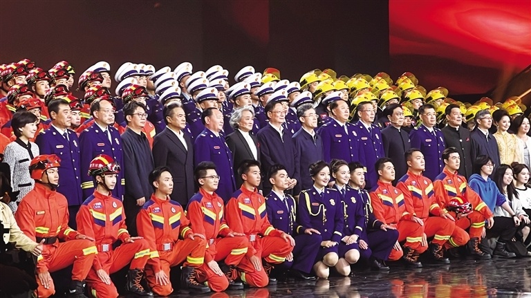 索朗德吉:用歌声温暖雪域 以行动守护森林_腾讯新闻