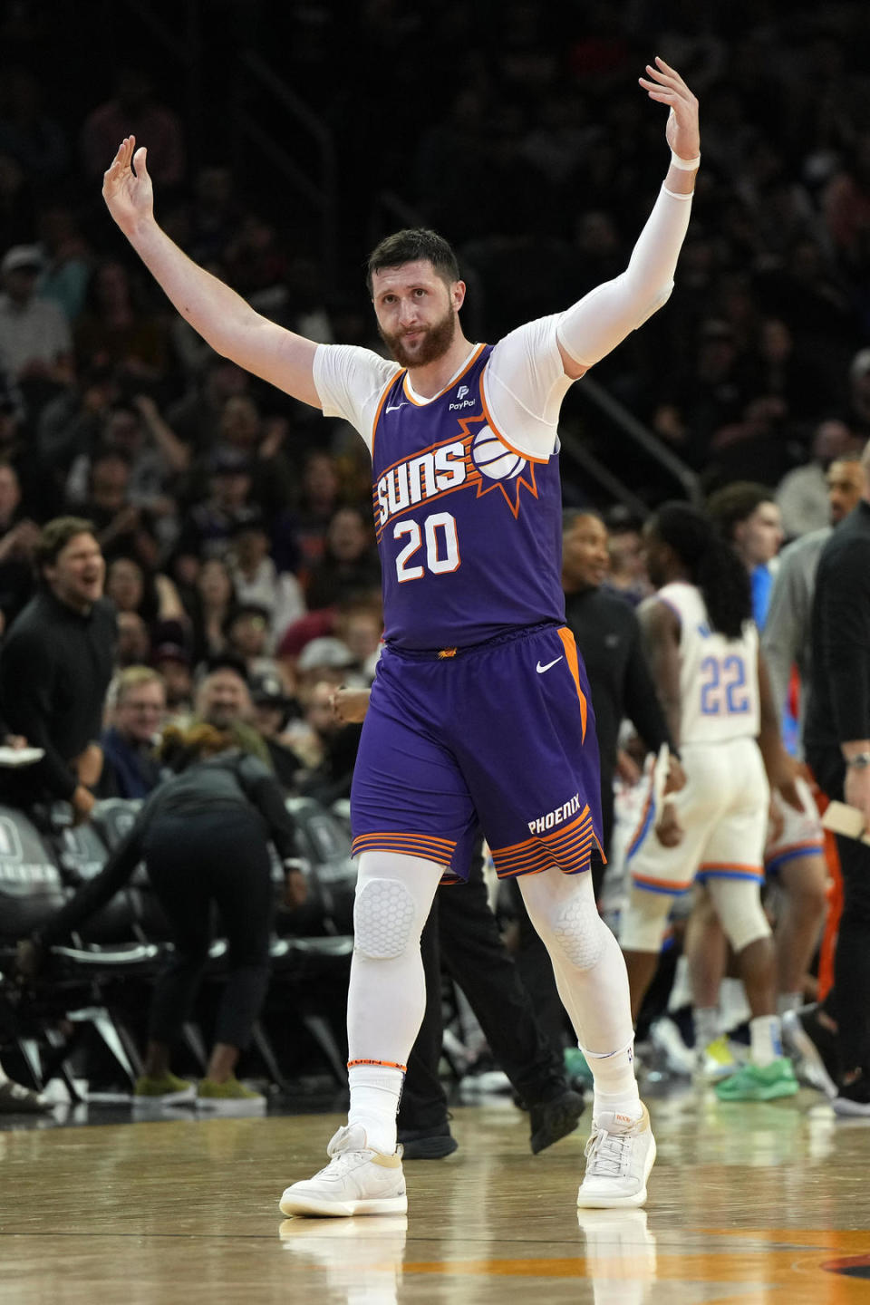 努尔基奇追平nba现役球员单场篮板纪录,却难追"远古神兽"们