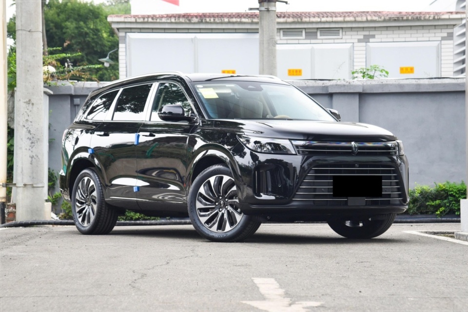 98万元aito 问界-问界m7第6位同样面临销量下滑问题的还有长安cs75