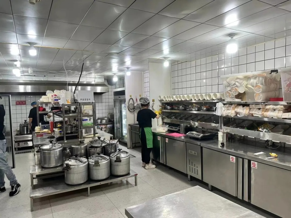 城中区三米粥铺经营名称西宁市城中区三米粥铺为进一步规范网络餐饮服