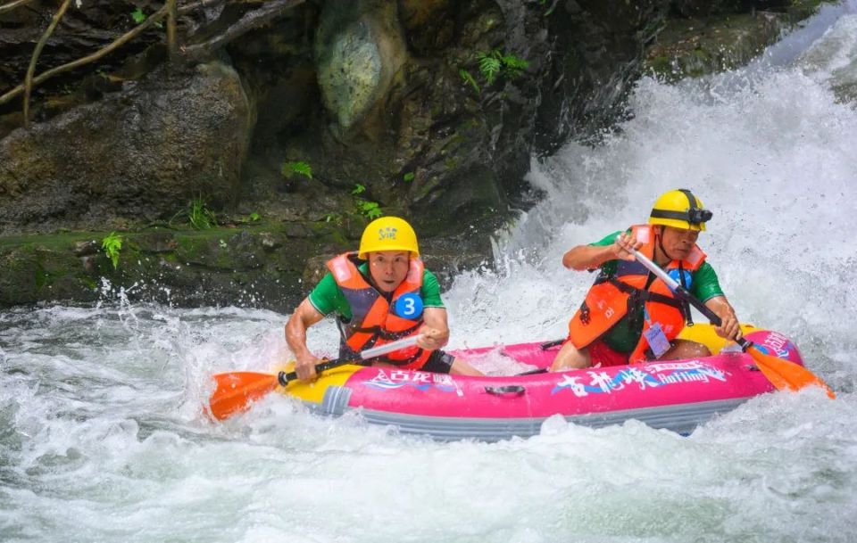 广东·清远漂流文化旅游季:奥运冠军亲临古龙峡赛场,共襄文旅盛宴