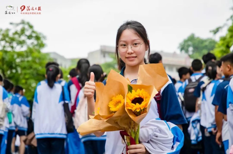 清远高考首日,"名场面"合集来了!(多图 视频)
