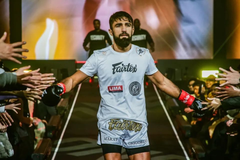 专访马拉特!他如何成为12年来唯一ko西提猜的超级重炮手?_腾讯新闻