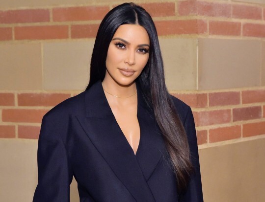 金卡戴珊谈闺中秘事,称在录像带事件后会"害羞",承认已有新欢_腾讯