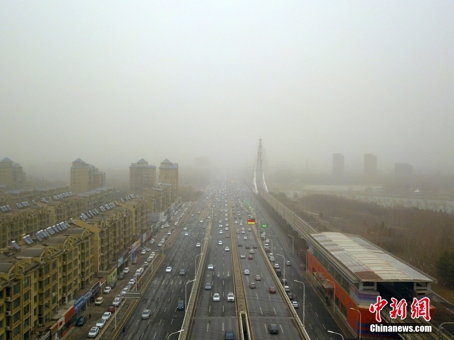 吉林迎大风沙尘天气