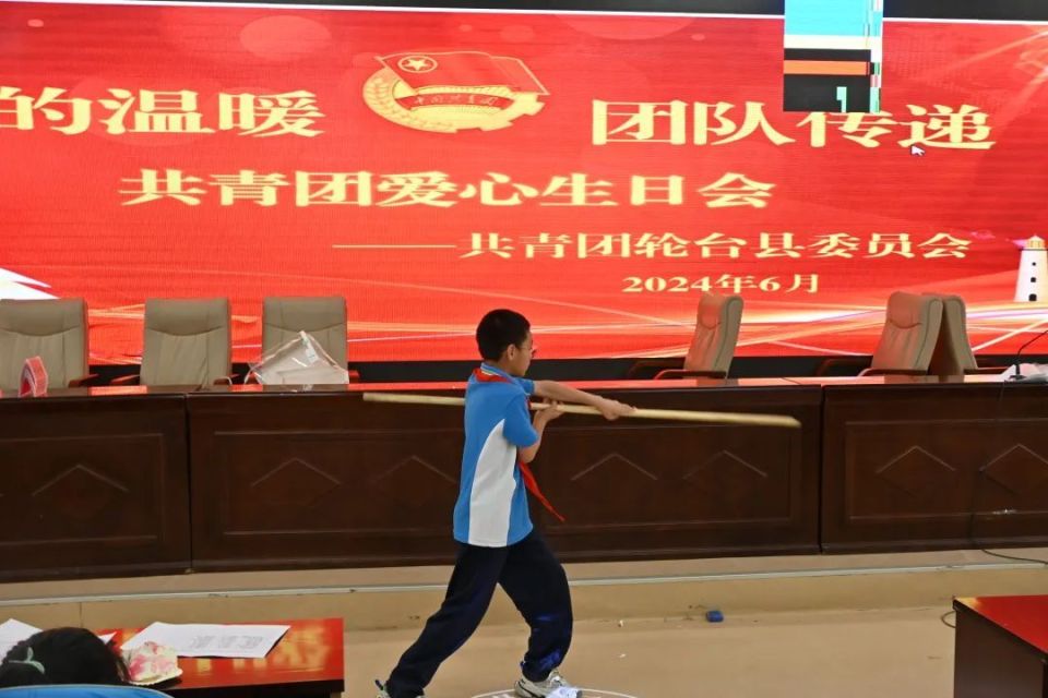 【网络中国节·端午】轮台县开展"你到我家吃馓子 我到你家吃粽子"融