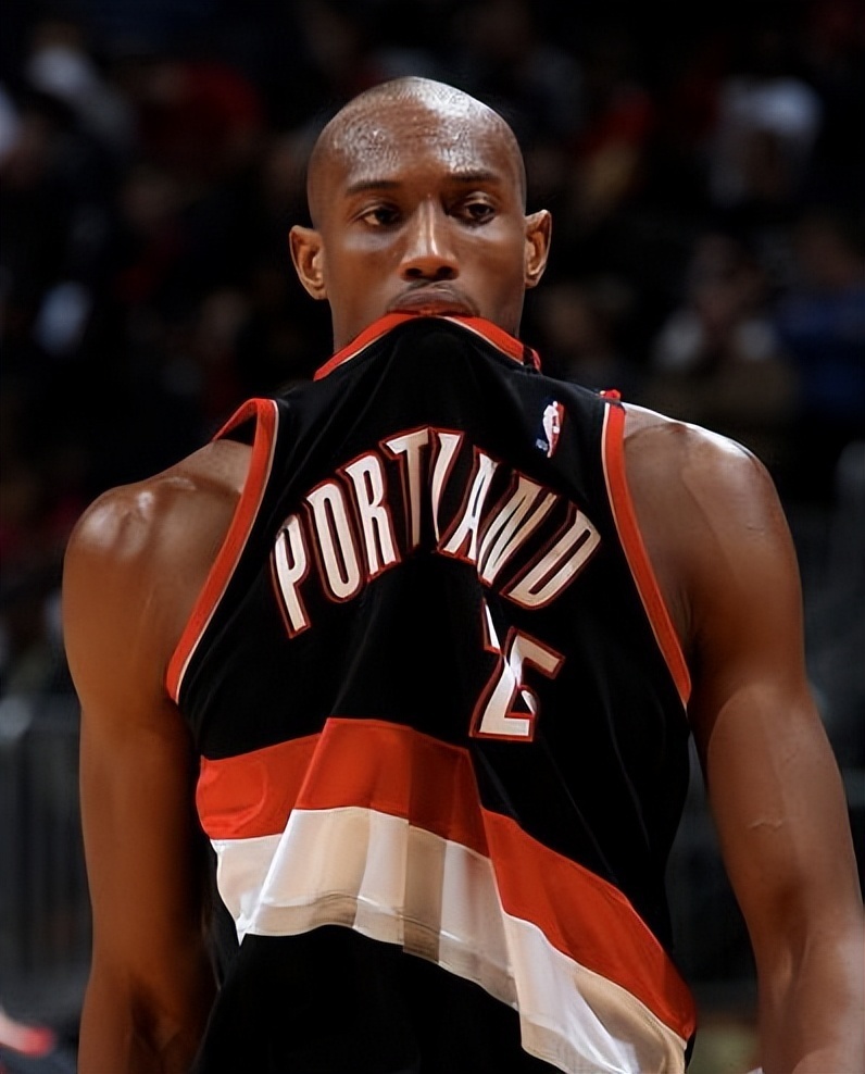 nba那些奇怪的名字盖伊叫同志罗斯叫起重机13号秀球衣滞销