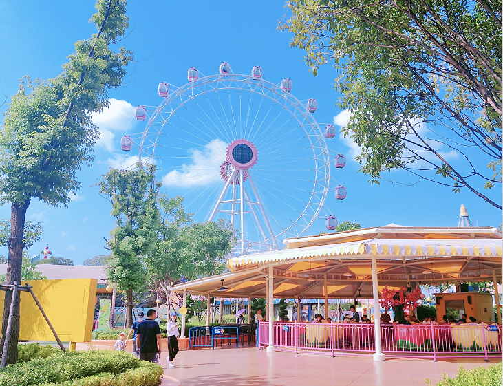 华裳盛典小丑奇遇节双节将至芜湖方特双园同庆共贺华诞