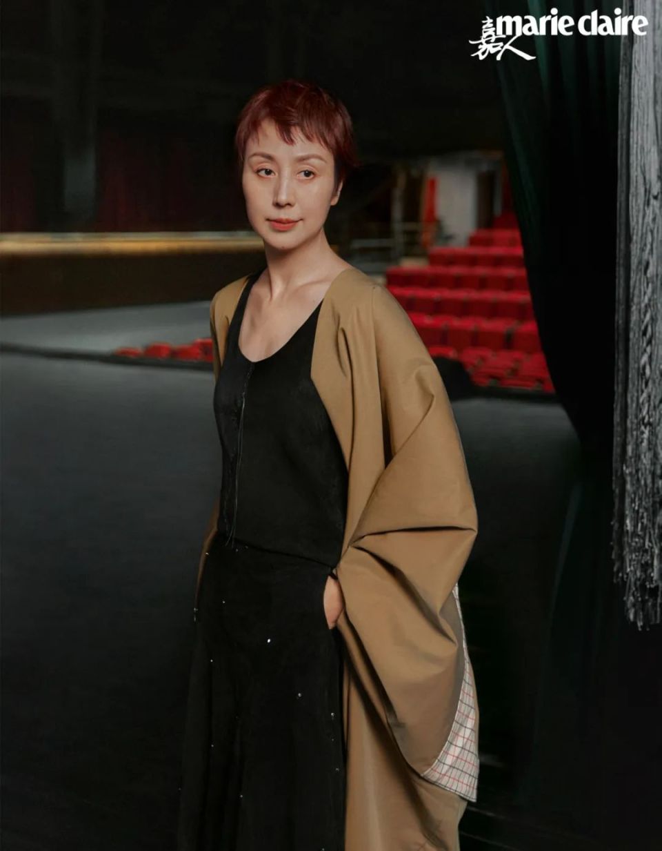 史依弘 独穿隧道,惟光明故