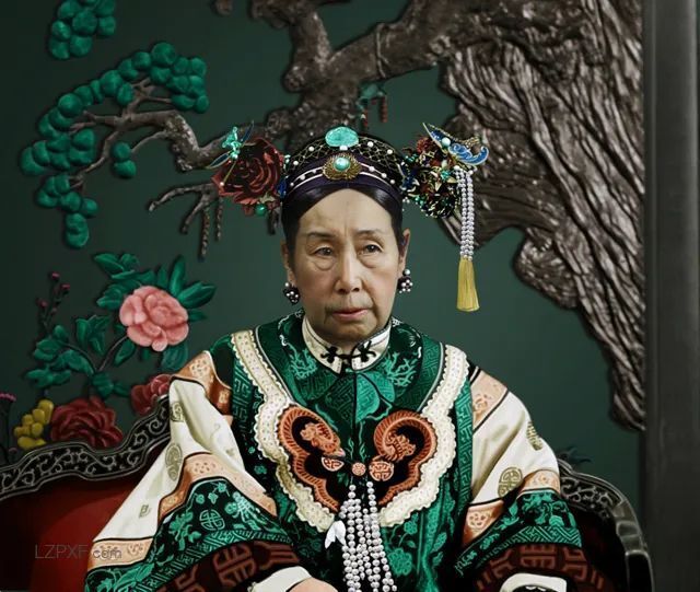 1903年,慈禧太后