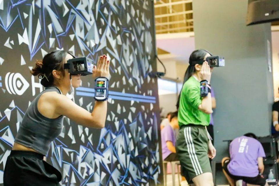 这项风靡全球的AR运动，能否在中国刮起「波动」风_腾讯新闻