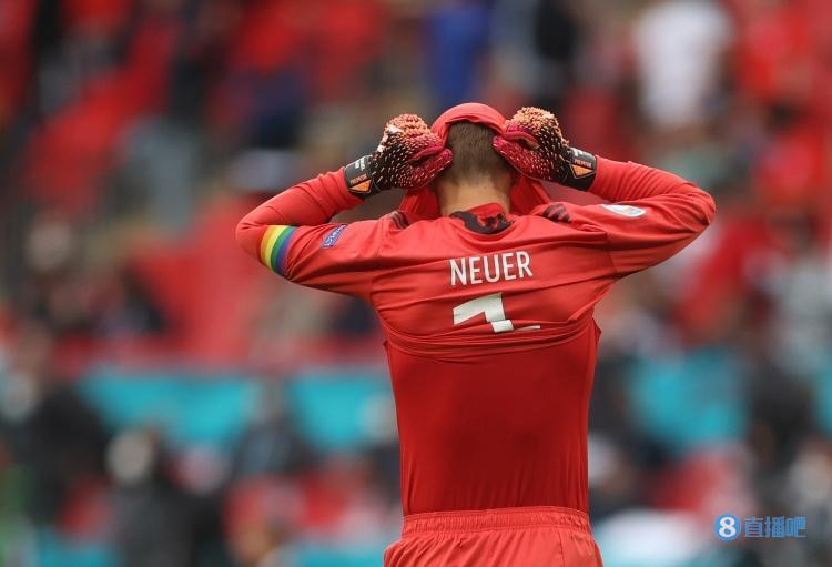 马加特诺伊尔为德国立功还要受到质疑布冯就从未被质疑过