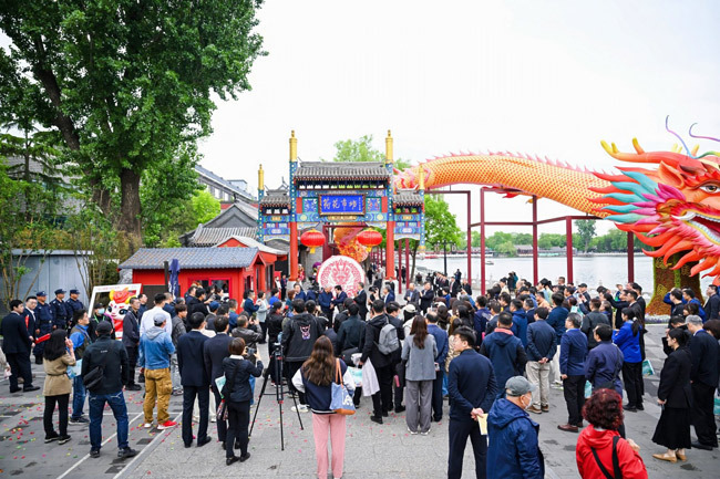 荷花市场焕新开市 什刹海近百场文商旅活动"荷"您相约