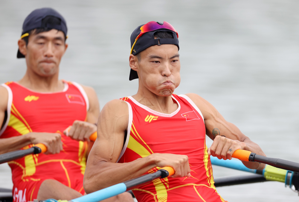 赛艇——范俊杰/孙满夺得男子轻量级双人双桨冠军(2)_腾讯新闻
