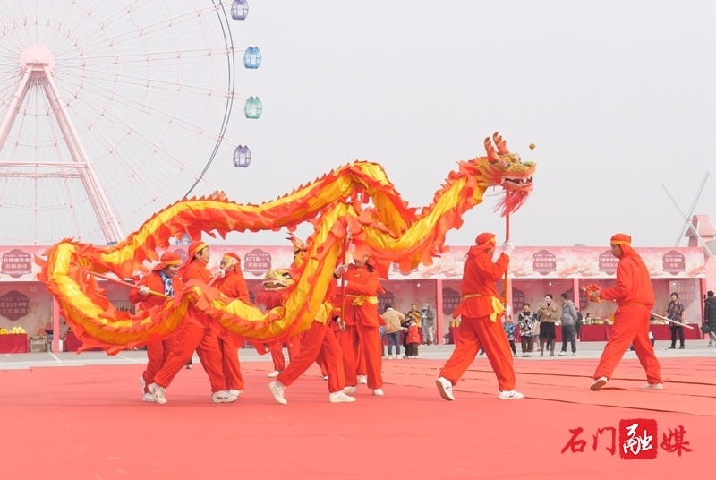 常德石門:買年貨賞民俗 紅紅火火過新年_騰訊新聞