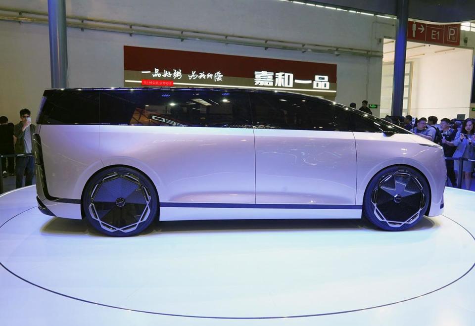 奇瑞全新mpv概念车亮相,车长超5.2米,侧滑门,2 2 3座椅布局