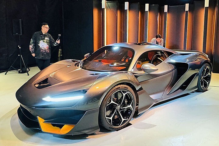 新一代神车？实车实拍迈凯伦W1_腾讯新闻