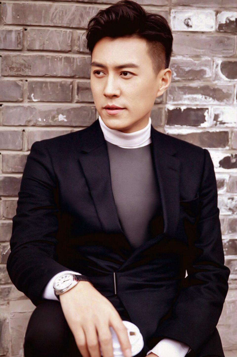 内娱70后演技最强十位男明星,个个都是主流奖项视帝或影帝