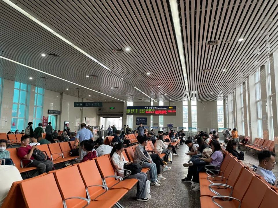 韶关火车东站已恢复运行18趟列车