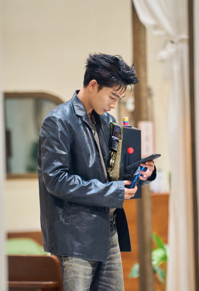 《大侦探9》张宥浩一上明侦就被网暴,以后谁还敢邀新人嘉宾来?