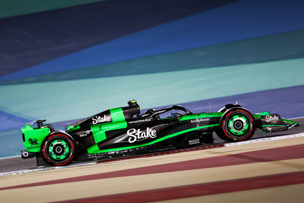 赛车——f1巴林大奖赛排位赛:维斯塔潘获得杆位