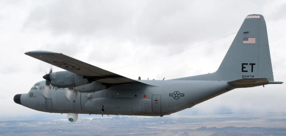 AC130J高能激光武器被放弃，美空军激光炮艇梦想破灭_腾讯新闻