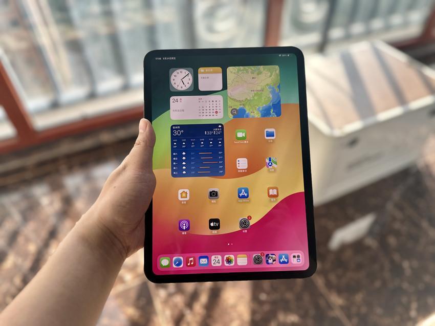 苹果ipad pro开箱:花一万买平板电脑是一种怎样的体验?