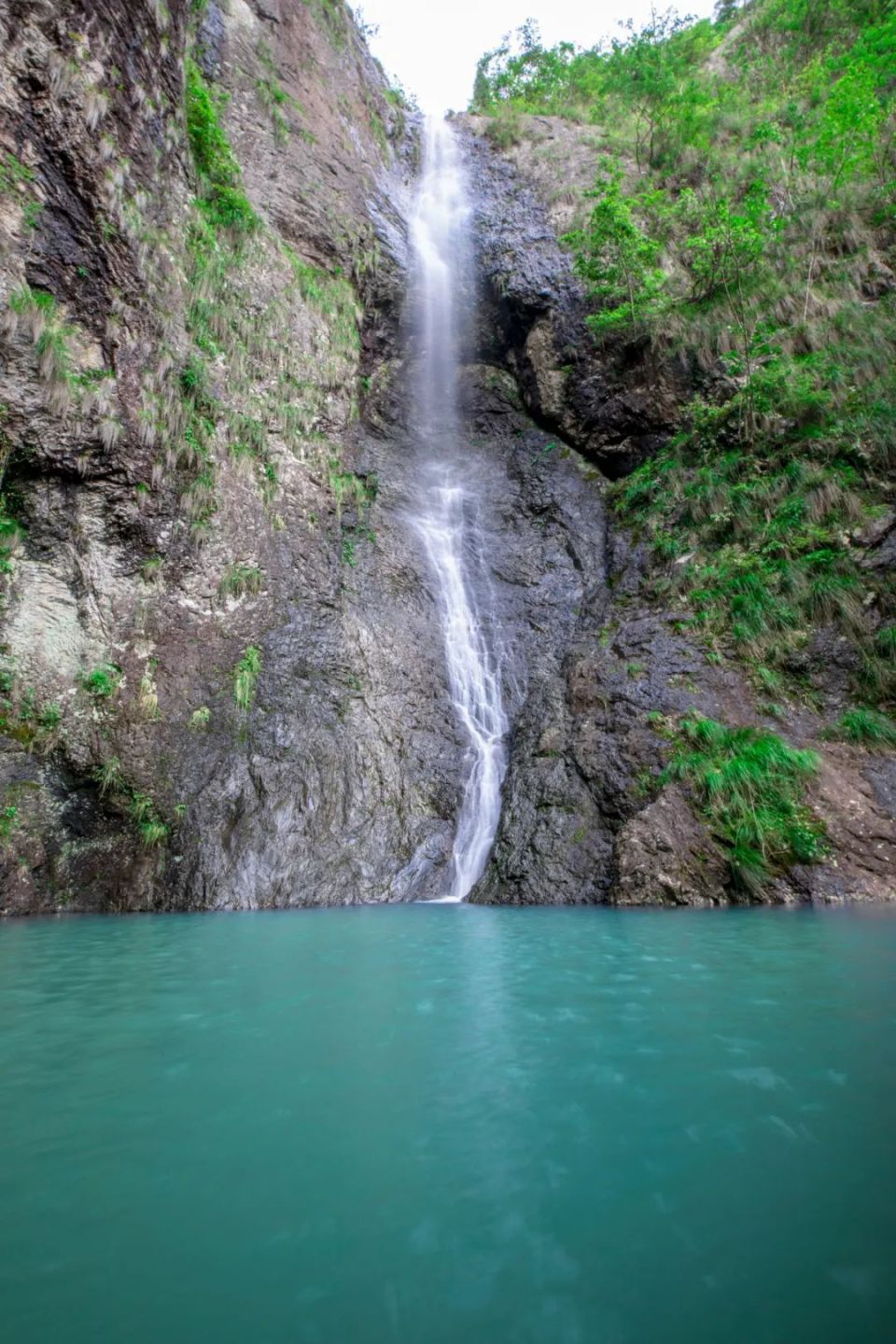 溧阳燕山公园瀑布图片