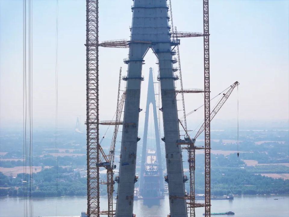 这条城际铁路迎新进展!登顶腿软,脚下就是万里长江