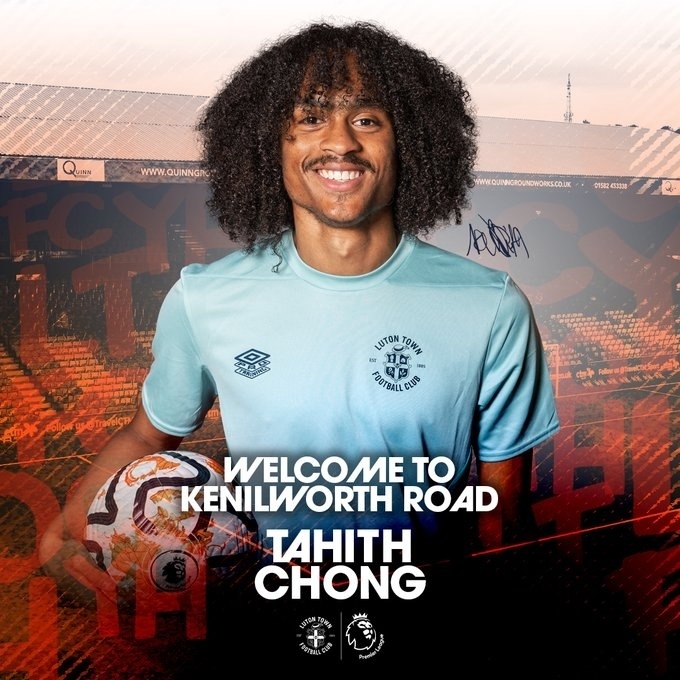 攻破热刺球门24岁卢顿华裔前锋陈达毅是广东陈氏后人