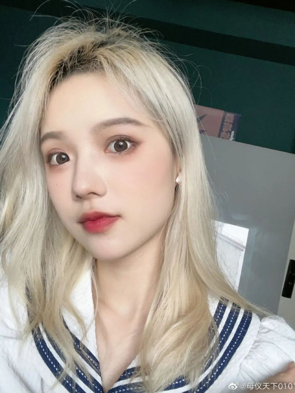 "机智的党妹"疑似想复出?社交平台更新,引发网友热议!