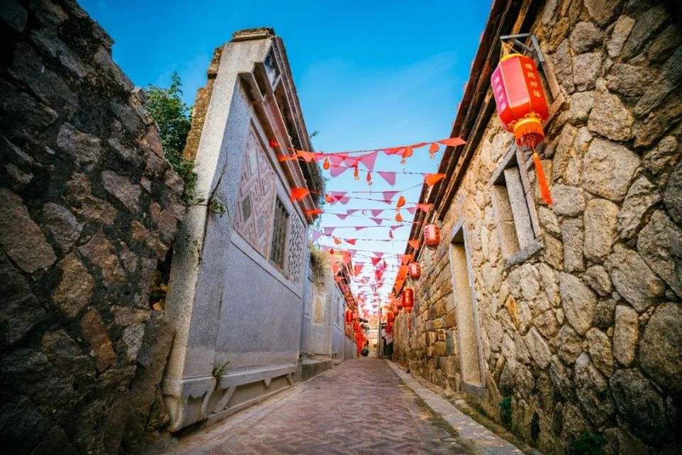 有别于闽南沿海村庄,坐落于惠安县净峰镇的千年古村——西头村地灵人