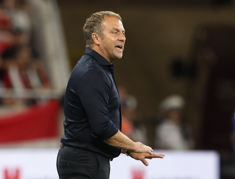 科贝:弗里克已抵达巴塞罗那,准备签约并官宣出任巴萨主帅