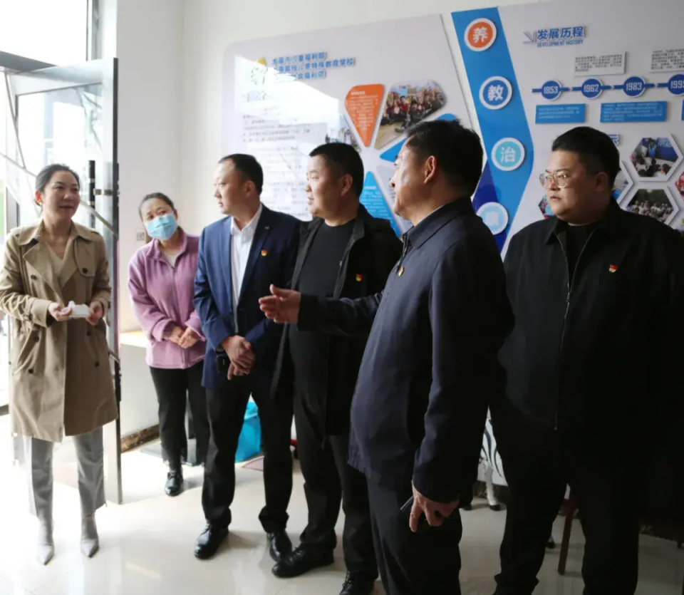 刘红星书记表示,此次慰问活动,为商会党员上了一堂具有深刻教育意义的